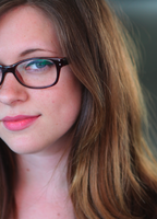 Allie Goertz nua