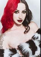 Ash Costello nua