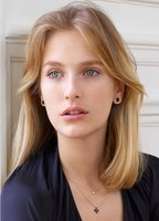 Camille Razat nua