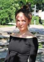 Emma Drogunova nua