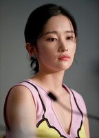 Jeon Jong-seo nua