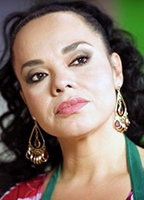 Patricia Santos nua