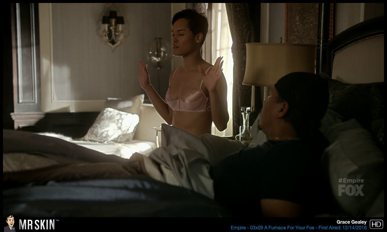 Grace Gealey nude pics.