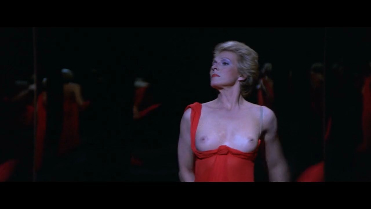 Julie Andrews nude pics.