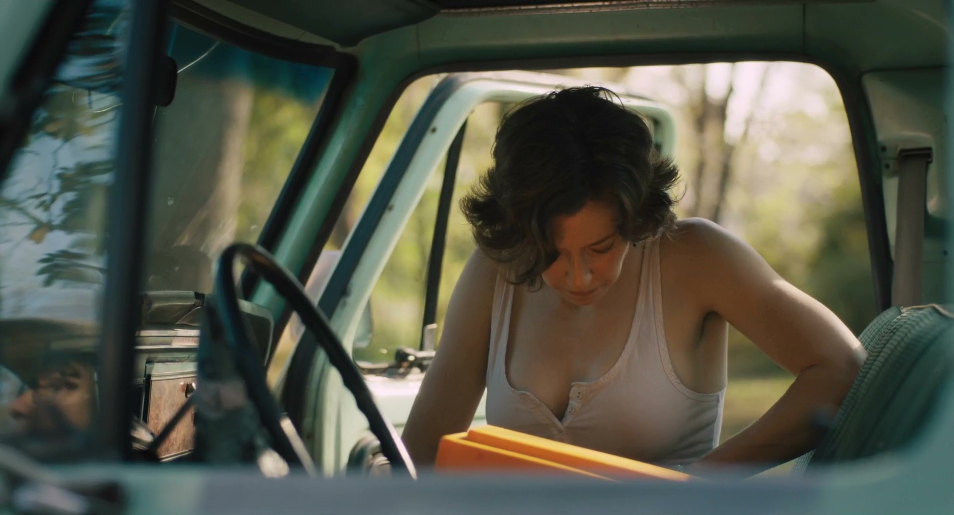 Carrie Coon nude pics.