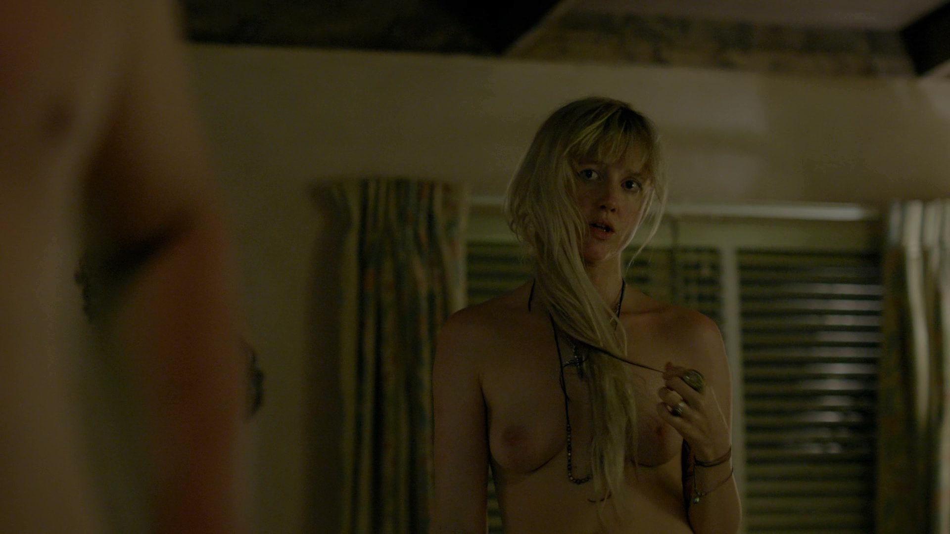 Andrea riseborough toples