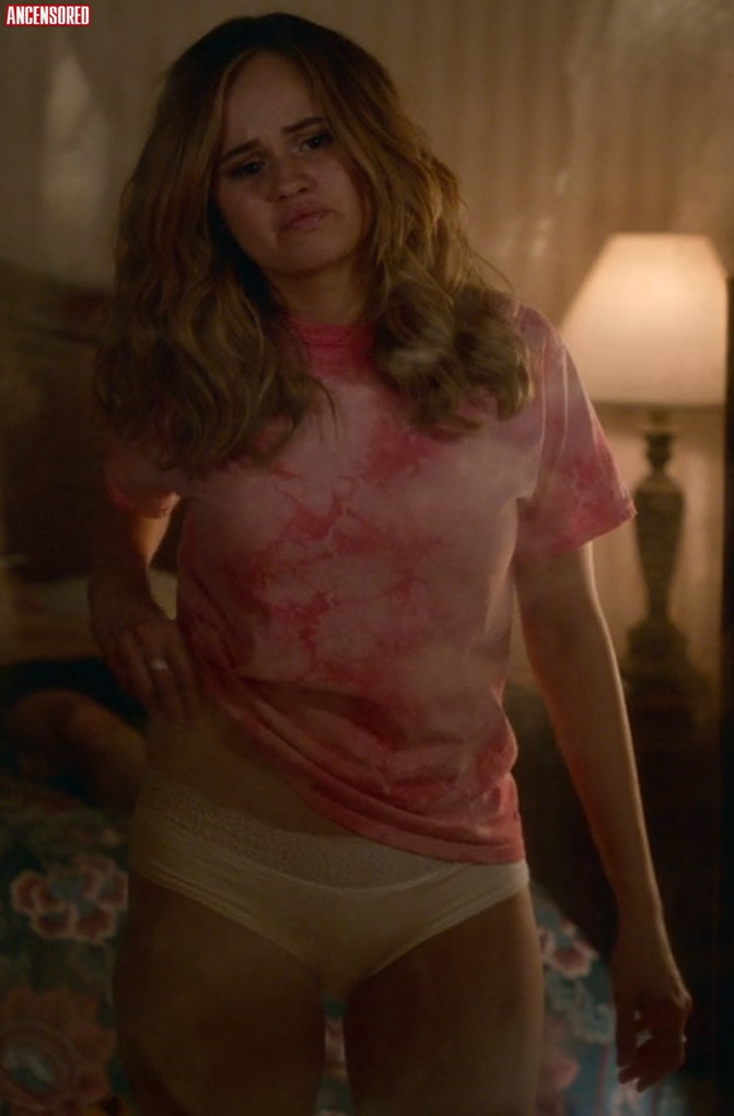 Debby Ryan Nua Em Insatiable