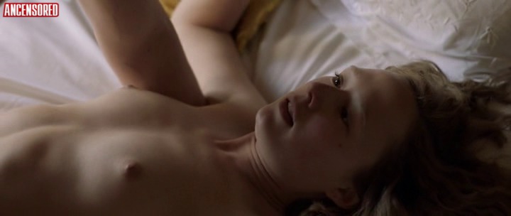 Crazyholiday nude Tv nude scenes