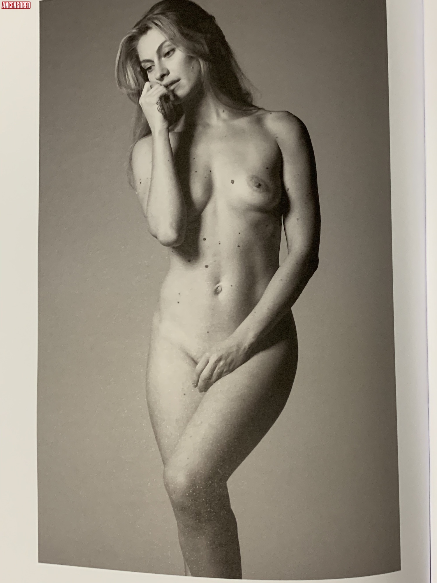 Lana Rhodes nude pics.