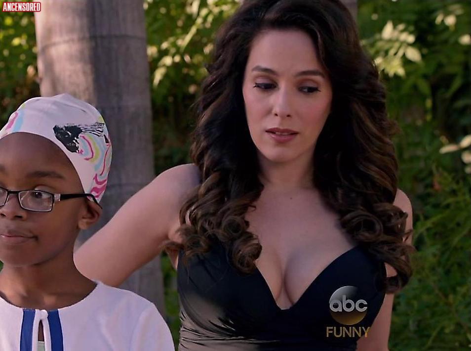 Christina Derosa Nua Em Black Ish