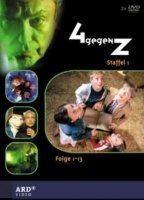 4 Against Z (2005-2007) Cenas de Nudez