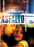Asfalto (2000) Cenas de Nudez