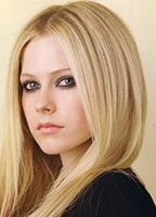 Avril Lavigne nua