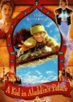 A Kid in Aladdins Palace (1997) Cenas de Nudez