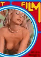 Blondy's Cunt cenas de nudez