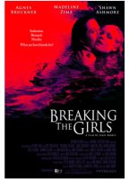 Breaking the Girls (2012) Cenas de Nudez