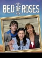 Bed of Roses (2008-2011) Cenas de Nudez