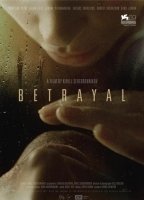 Betrayal (2012) Cenas de Nudez