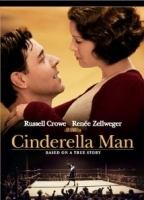 Cinderella Man (2005) Cenas de Nudez
