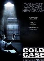 Cold Case 2003 filme cenas de nudez