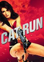 Cat Run (2011) Cenas de Nudez