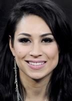 Cassie Steele nua