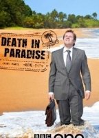 Death in Paradise cenas de nudez