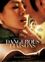 Dangerous Liaisons. (2012) Cenas de Nudez