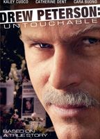 Drew Peterson: Untouchable (2012) Cenas de Nudez