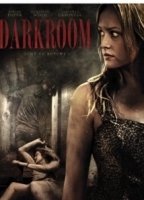Darkroom 2013 (2013) Cenas de Nudez