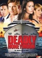 Deadly Honeymoon 2010 filme cenas de nudez