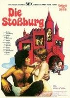 Die Stoßburg (1973) Cenas de Nudez