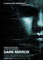 Dark Mirror (2007) Cenas de Nudez