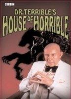 Dr. Terribles House of Horrible 2011 filme cenas de nudez