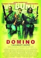 Domino (2005) Cenas de Nudez
