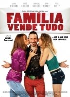 Familia Vende Tudo (2011) Cenas de Nudez