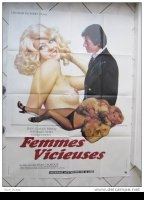 Femmes vicieuses (1975) Cenas de Nudez