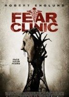 Fear Clinic (2014) Cenas de Nudez