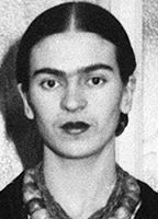 Frida Kahlo nua