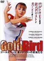 Gold Bird cenas de nudez