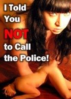 I Told You Not to Call the Police cenas de nudez