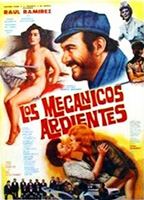 Los mecánicos ardientes (1985) Cenas de Nudez