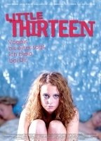 Little Thirteen (2012) Cenas de Nudez