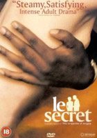 Le Secret (2000) Cenas de Nudez