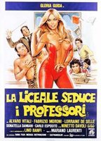 How to Seduce Your Teacher (1979) Cenas de Nudez