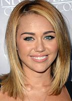 Miley Cyrus nua