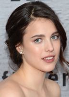 Margaret Qualley nua