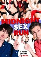 Midnight Sex Run cenas de nudez