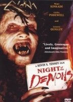 Night of the Demons (I) (1988) Cenas de Nudez