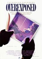 Overexposed (1990) Cenas de Nudez